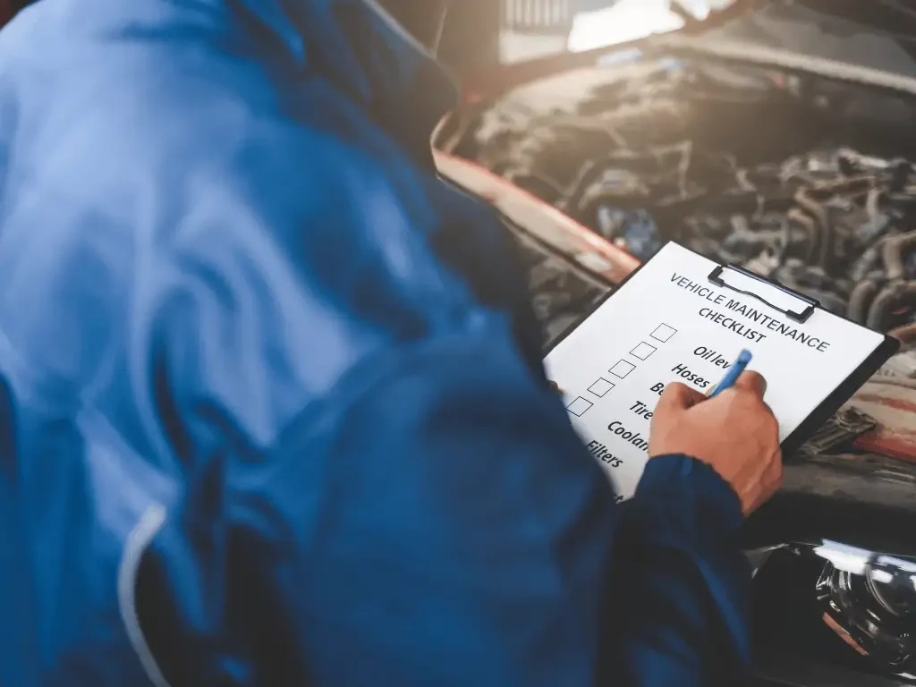 Wartung Fahrzeug Mechaniker